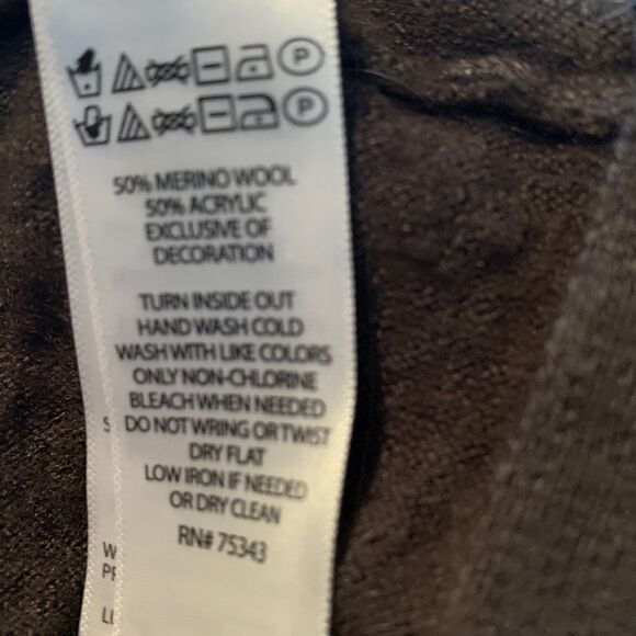 Ellen Tracy olive asymmetrical collar sweater, long-sleeved, front pockets, L - Picture 8 of 15